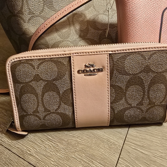Coach Brown and Pink Signature Tote Bag - Picture 2 of 12